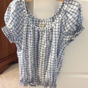 Off the shoulder peasant top by Max Studio